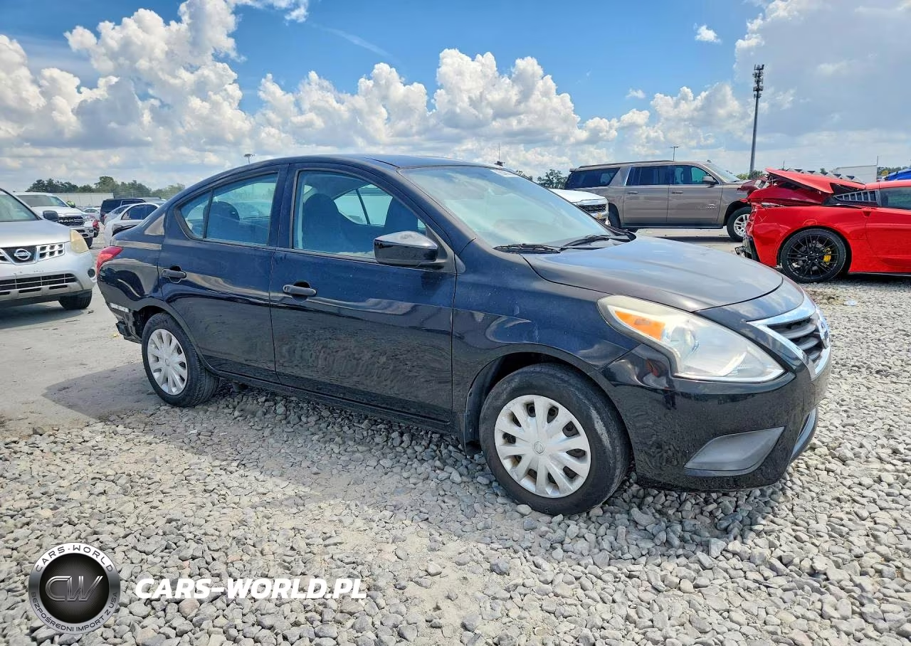 2017 Nissan Versa 1.6 S Plus VIN:3N1CN7AP3HL828841 - 4