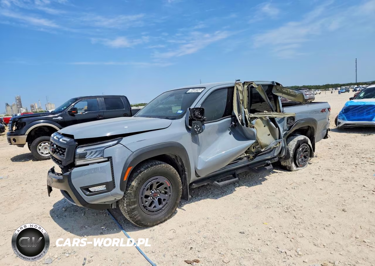 2025 Nissan Frontier Pro-4X – zdjęcie 1 z 12