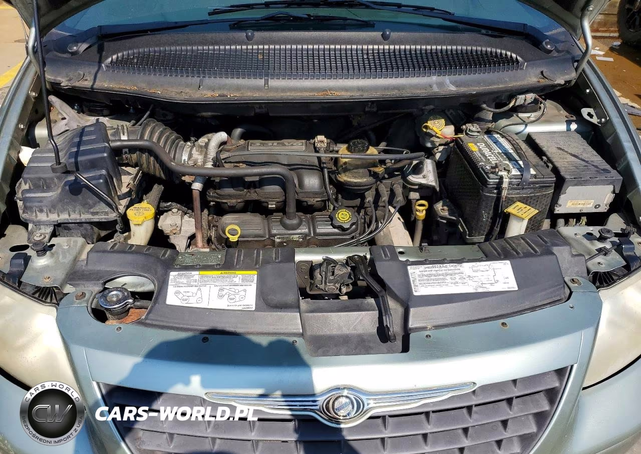 2004 Chrysler Town & Country VIN:1C4GP45R04B561608 - 12