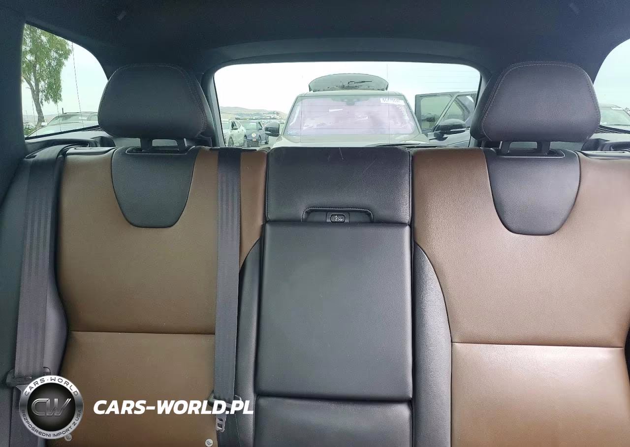 2016 Volvo Xc60 T5 Premier VIN:YV4612RK9G2819074 - 10