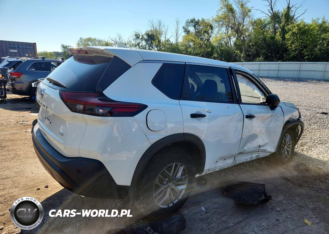 2021 Nissan Rogue S VIN:5N1AT3ABXMC847332 - 3