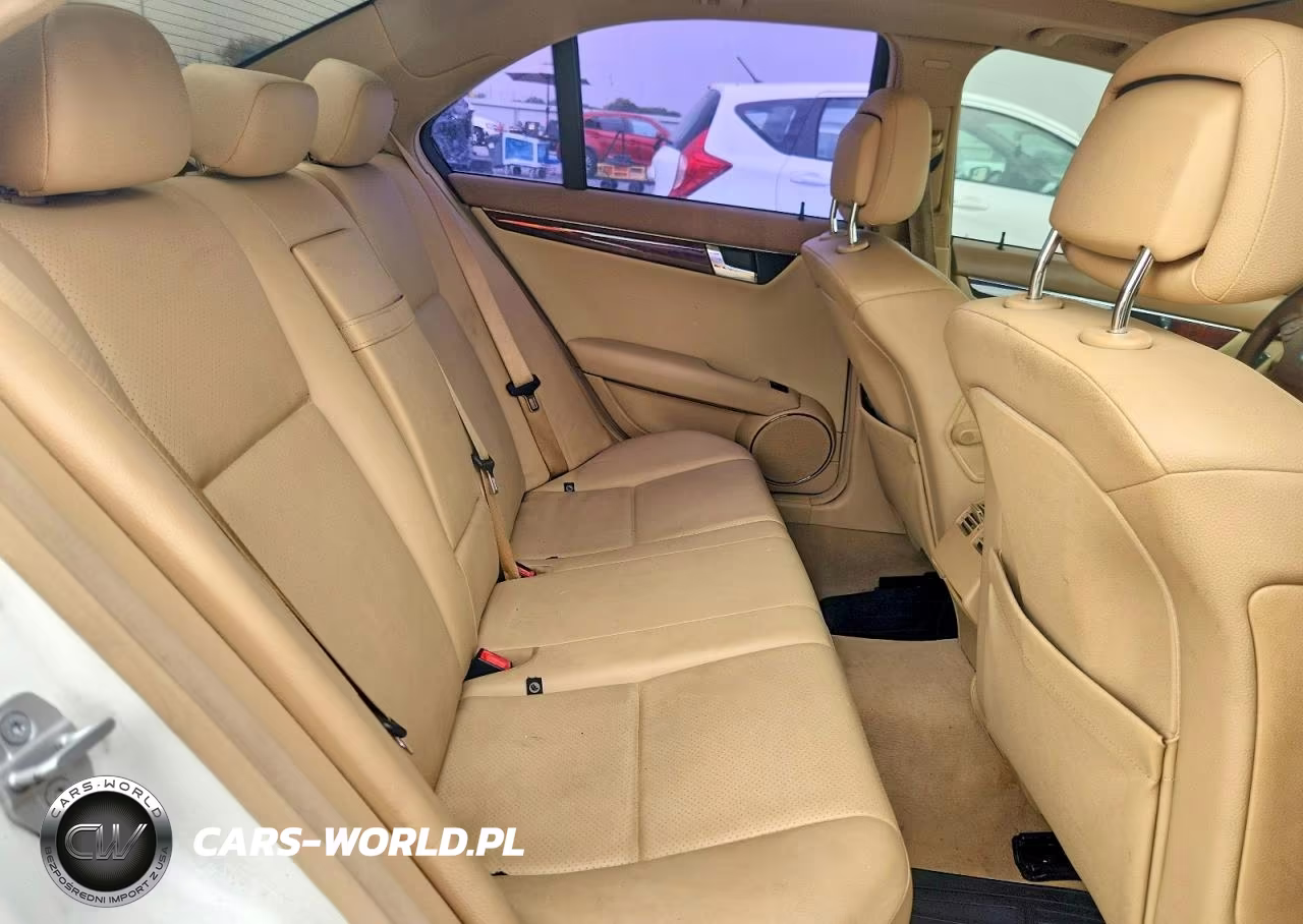 2008 Mercedes-Benz C 300 VIN:WDDGF54X18R034253 - 10