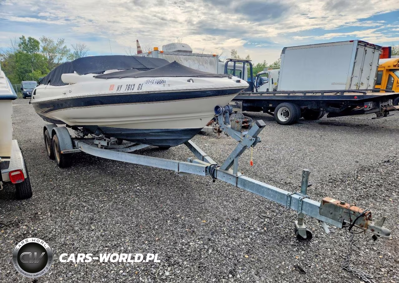 2002 Regal Boat