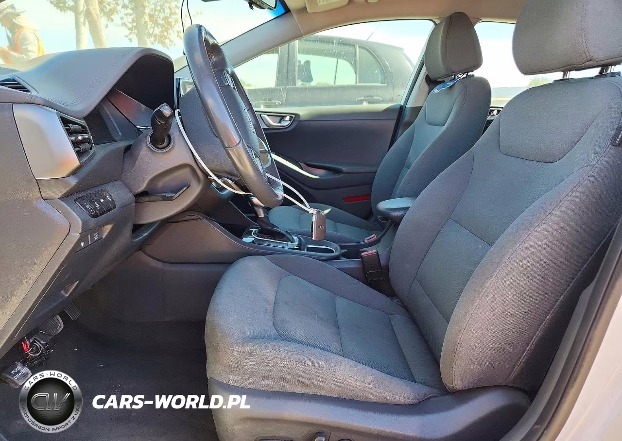2020 Hyundai Ioniq Se VIN:KMHC75LC8LU240255 - 7