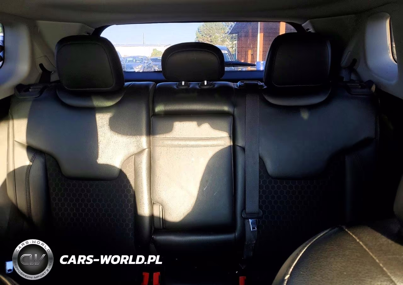 2019 Jeep Compass Latitude VIN:3C4NJDBB6KT621337 - 10