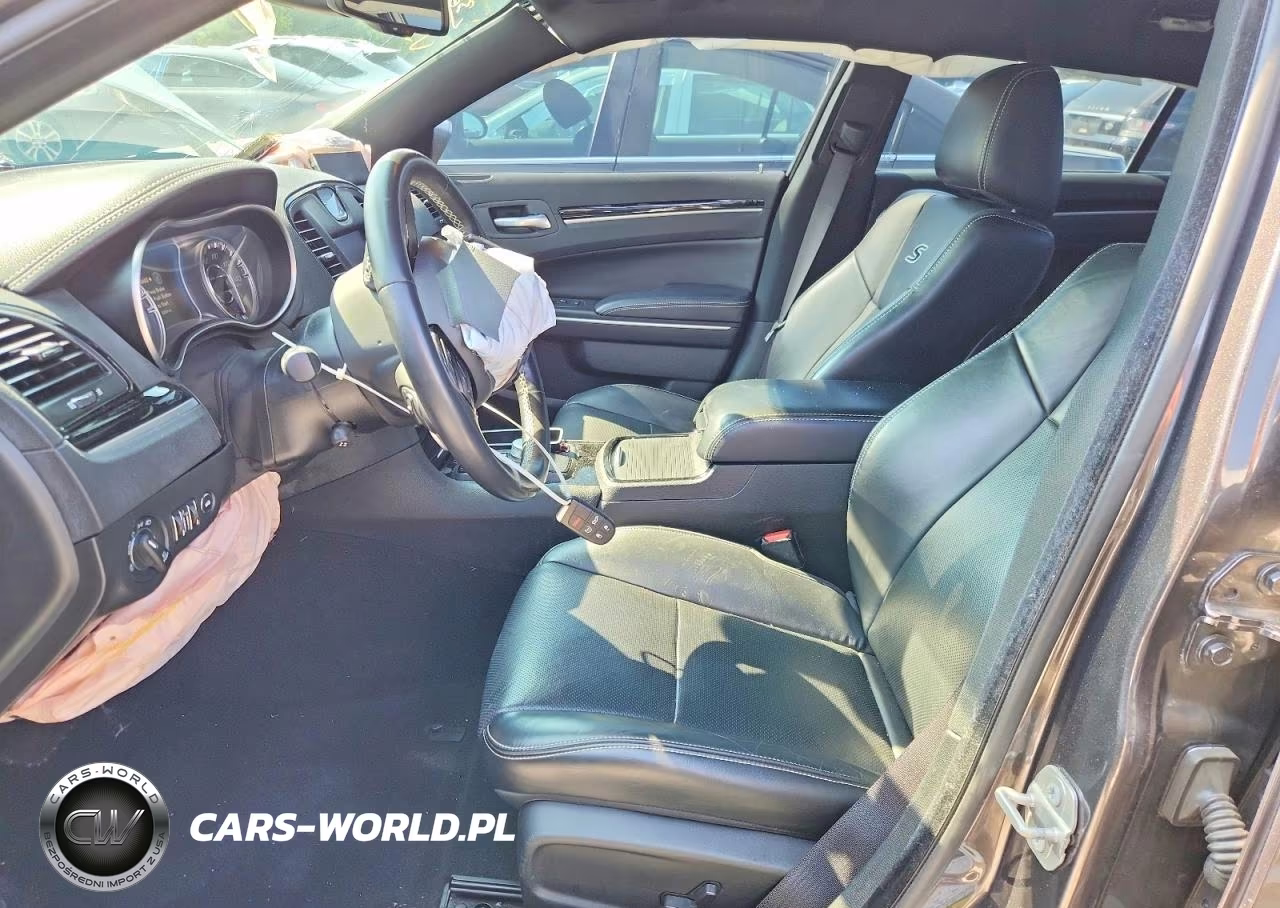 2022 Chrysler 300 S VIN:2C3CCABGXNH127270 - 7