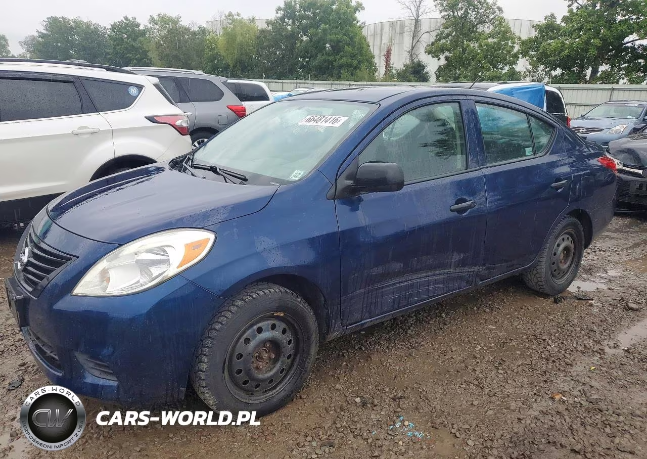 2013 Nissan Versa 1.6 S