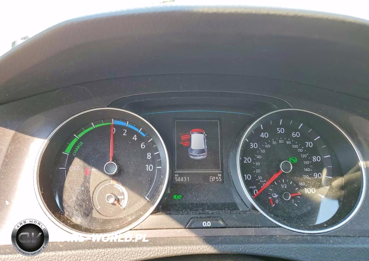 2015 Volkswagen E-Golf Limited VIN:WVWKP7AU0FW905262 - 9