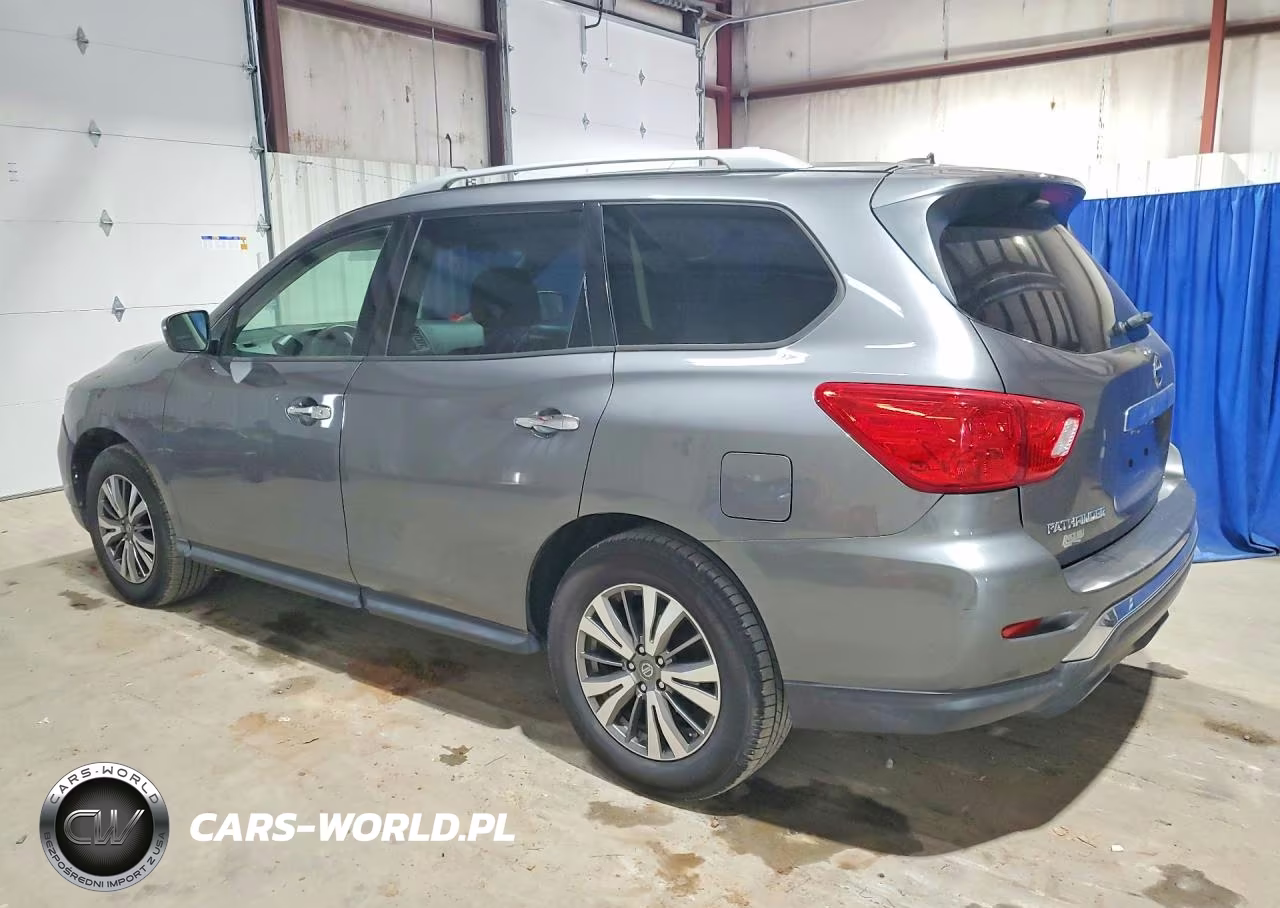 2018 Nissan Pathfinder S VIN:5N1DR2MNXJC643718 - 2