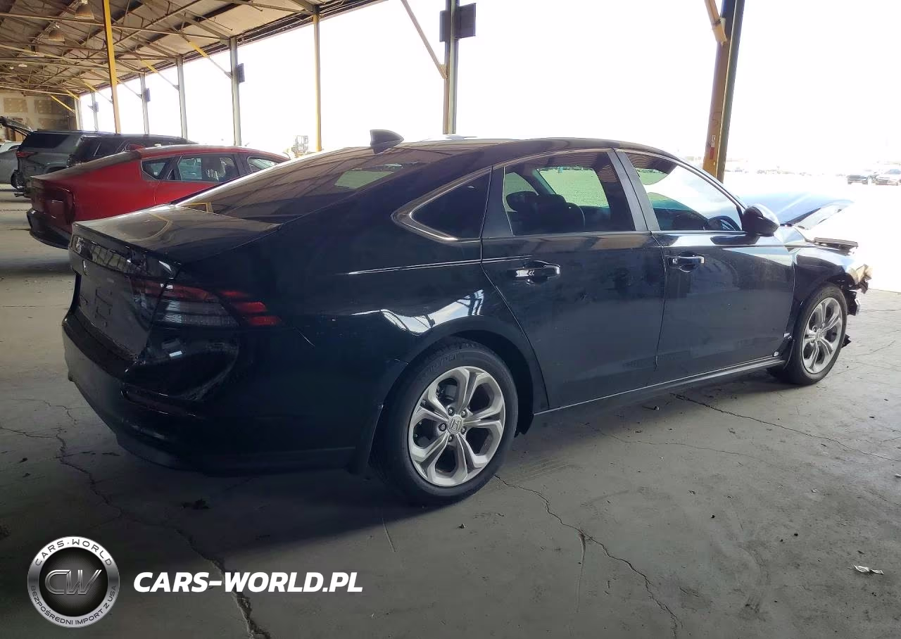2025 Honda Accord Lx VIN:1HGCY1F29SA035915 - 3