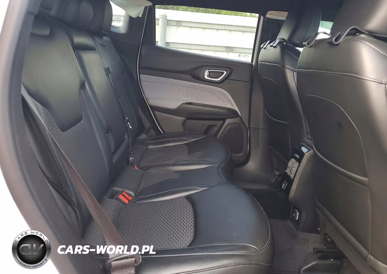 2023 Jeep Compass Latitude VIN:3C4NJDBN0PT559841 - 11