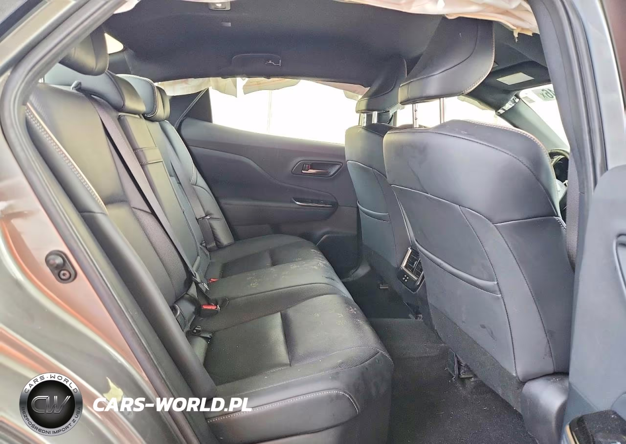 2026 Toyota Crown Xle VIN:JTDAAAAF5T3041141 - 10