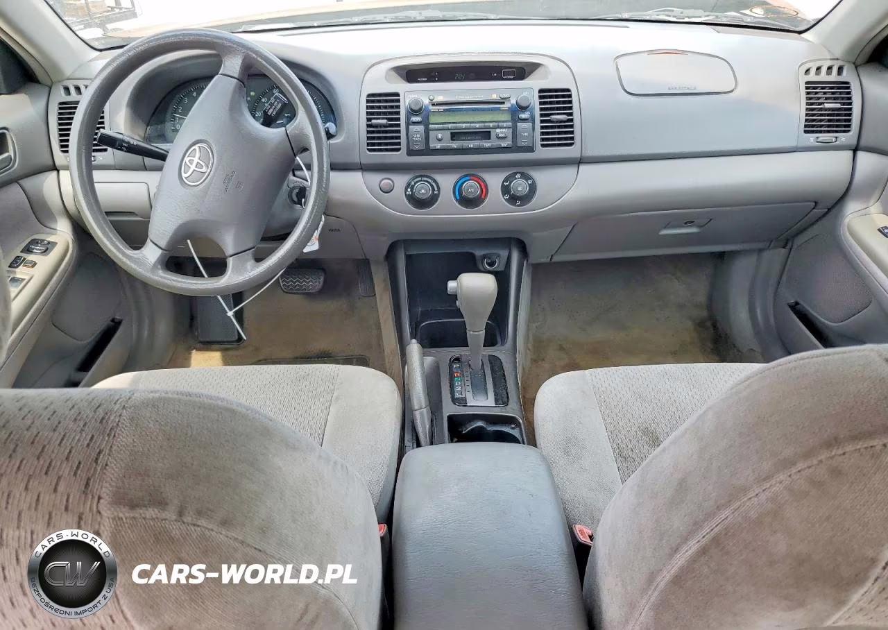 2004 Toyota Camry Le VIN:4T1BE32K34U266763 - 8