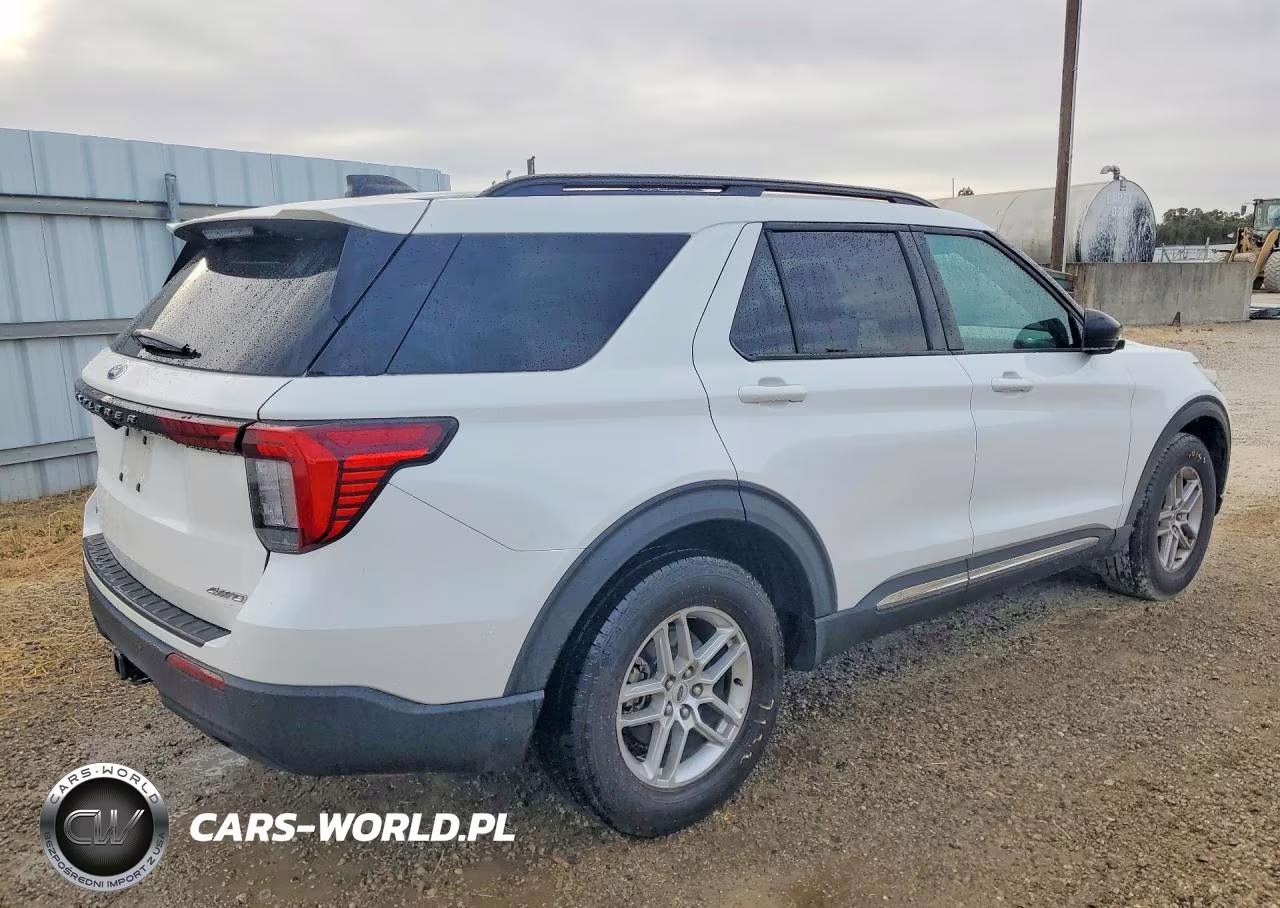 2025 Ford Explorer Active VIN:1FMUK8DH1SGB12127 - 3