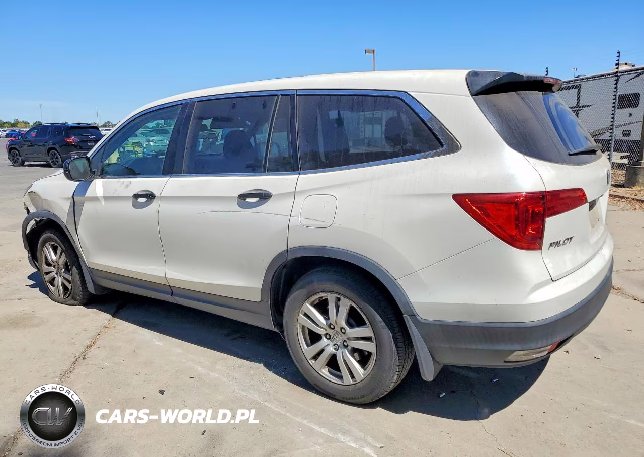 2017 Honda Pilot Lx VIN:5FNYF5H11HB044632 - 2