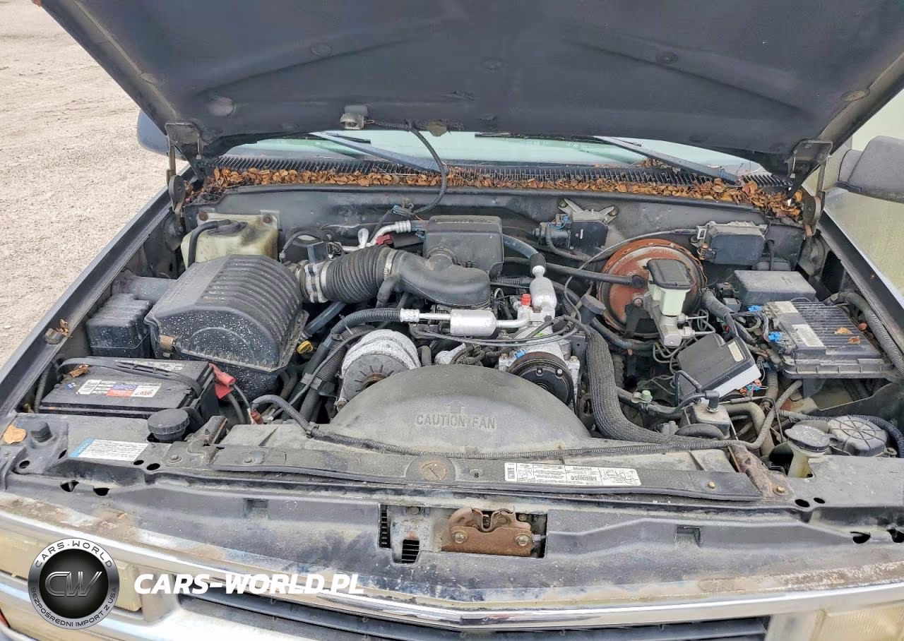 1999 Chevrolet Suburban K1500 VIN:3GNFK16R9XG136866 - 12