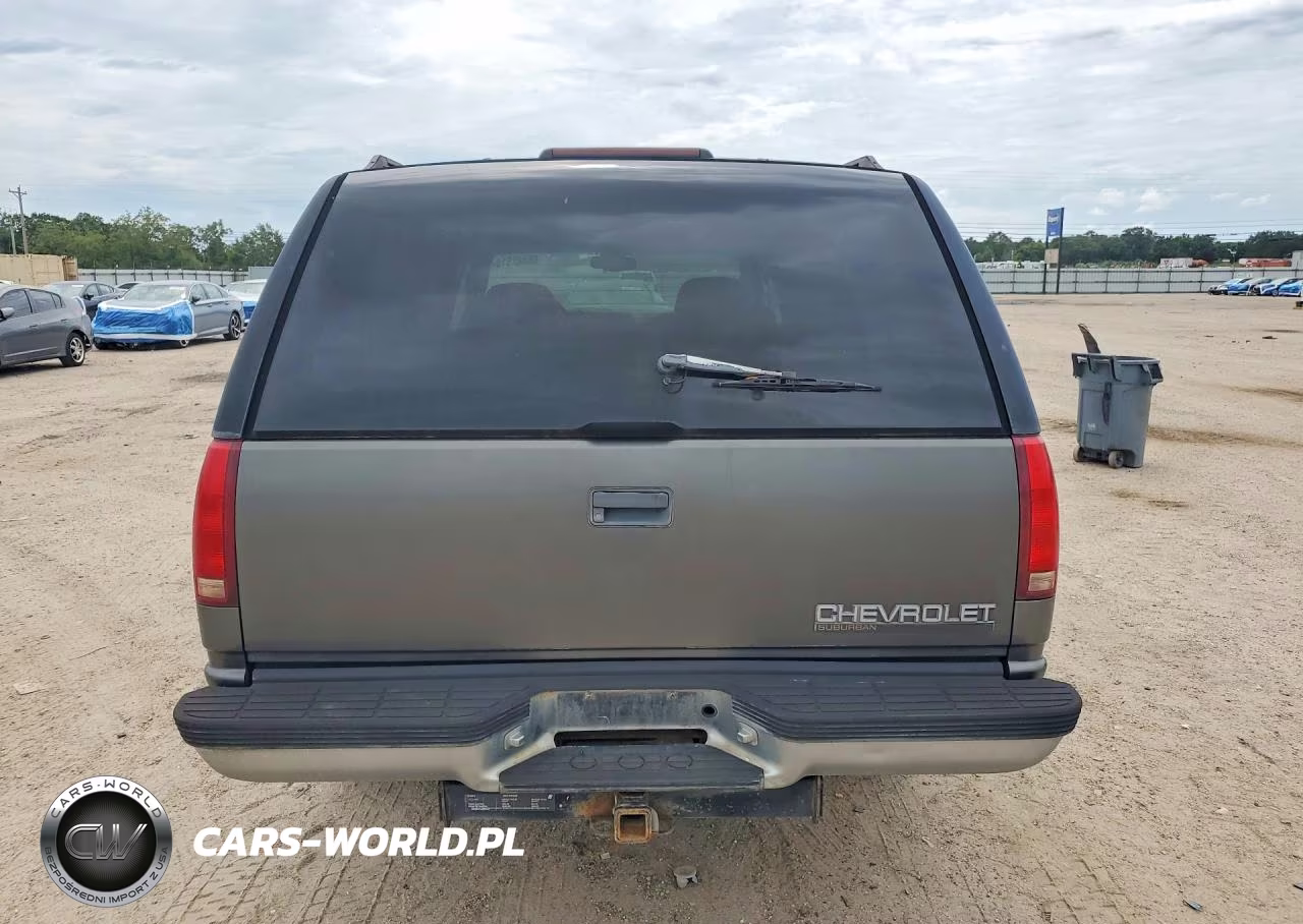 1999 Chevrolet Suburban K1500 VIN:3GNFK16R9XG136866 - 6