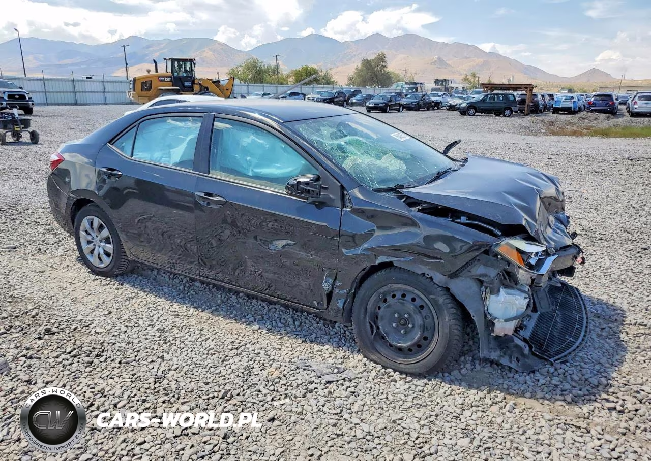 2015 Toyota Corolla L VIN:2T1BURHE3FC380127 - 4