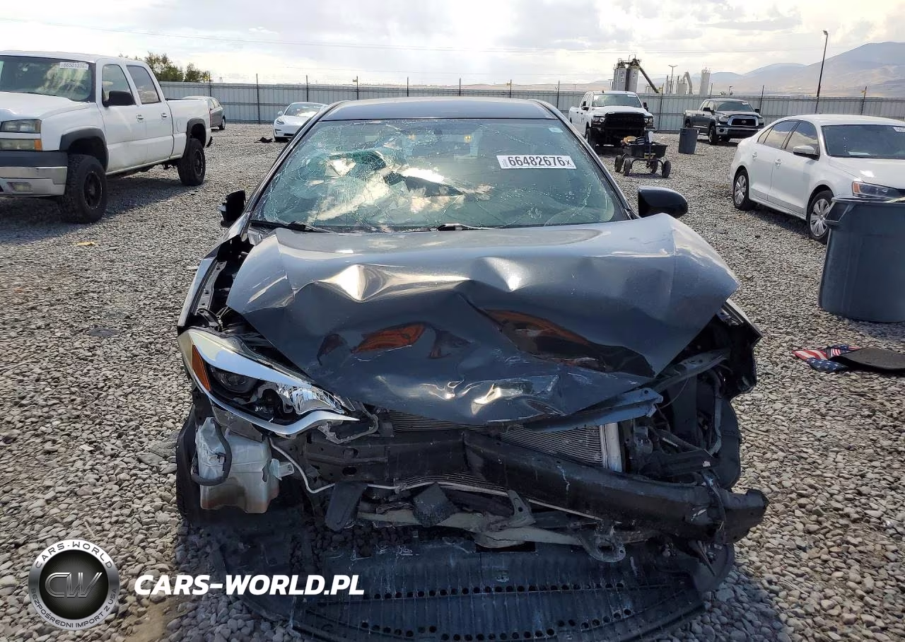 2015 Toyota Corolla L VIN:2T1BURHE3FC380127 - 5