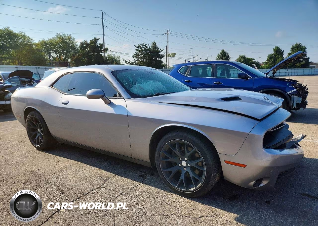 2016 Dodge Challenger Sxt VIN:2C3CDZAG5GH329952 - 4
