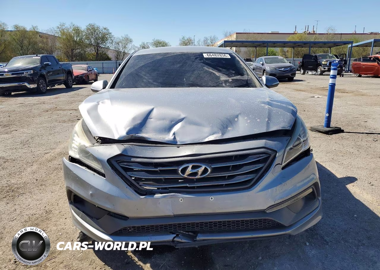 2015 Hyundai Sonata Sport VIN:5NPE34AFXFH135201 - 5