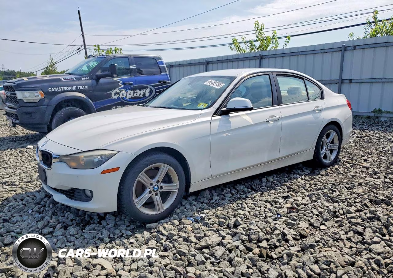 2013 BMW 3 Series VIN:WBA3B5C57DF597997 - 1
