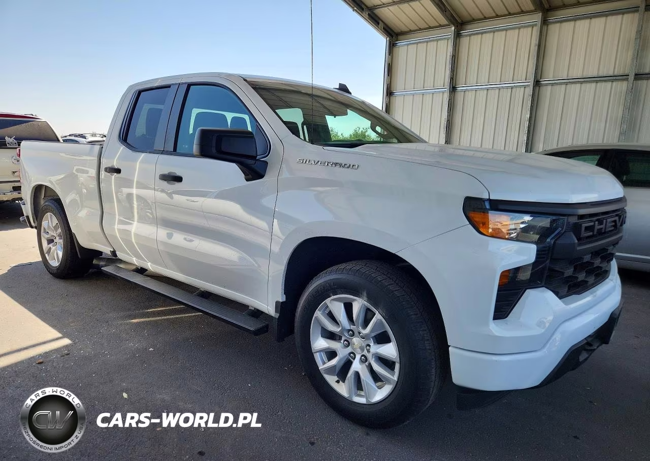2022 Chevrolet Silverado C1500 Custom VIN:1GCRABEKXNZ612736 - 4