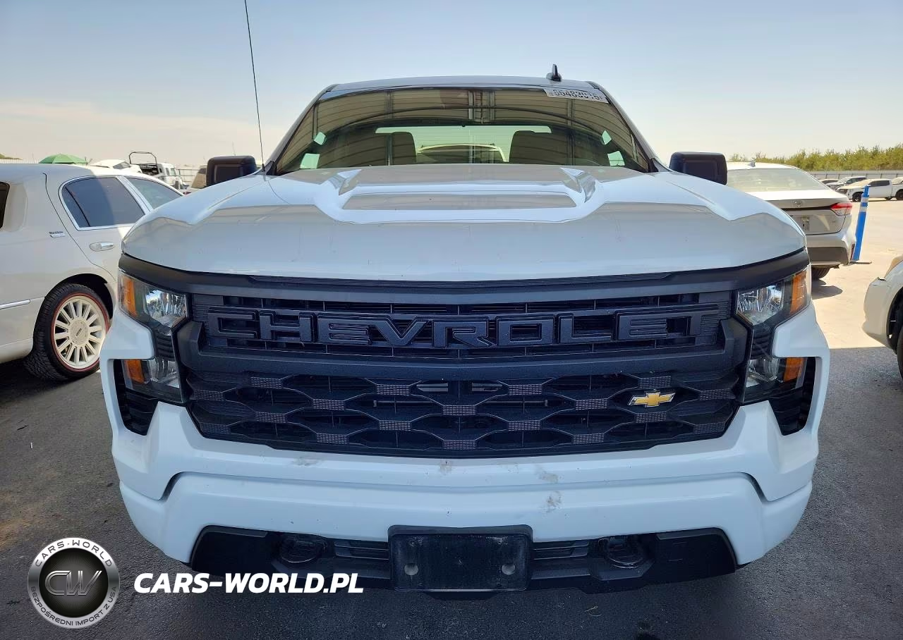 2022 Chevrolet Silverado C1500 Custom VIN:1GCRABEKXNZ612736 - 5