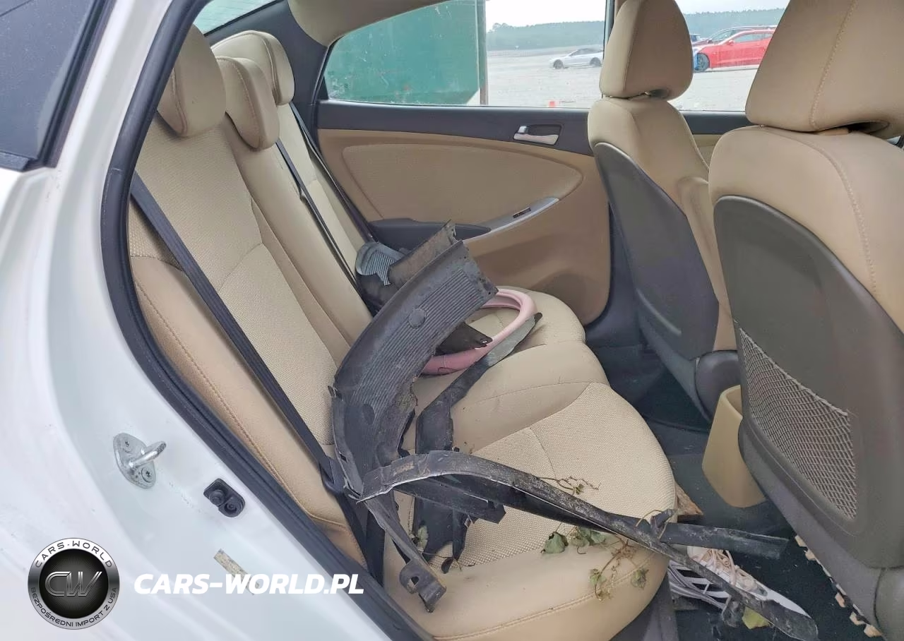 2014 Hyundai Accent Gls VIN:KMHCT4AE6EU605688 - 10
