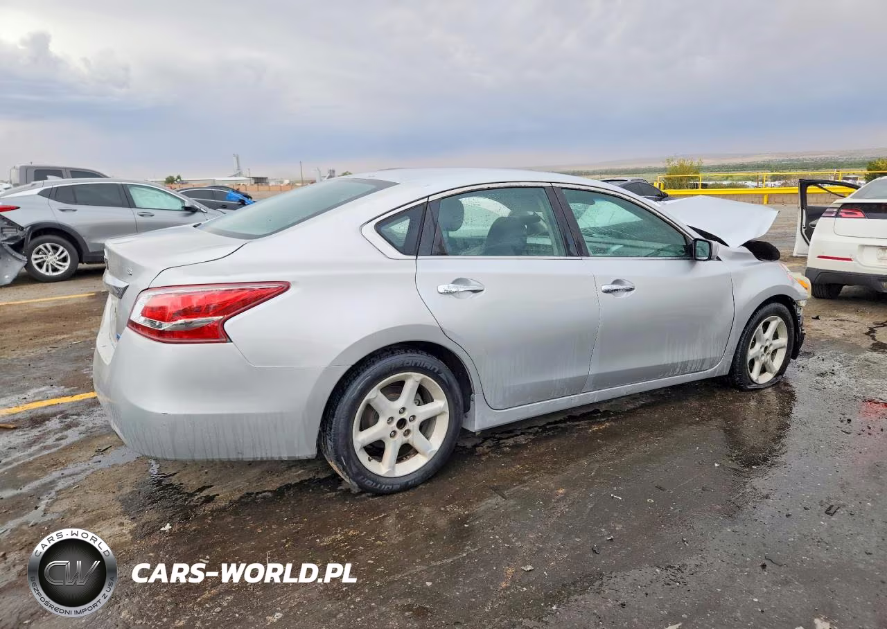 2014 Nissan Altima 2.5 S VIN:1N4AL3APXEC328529 - 3