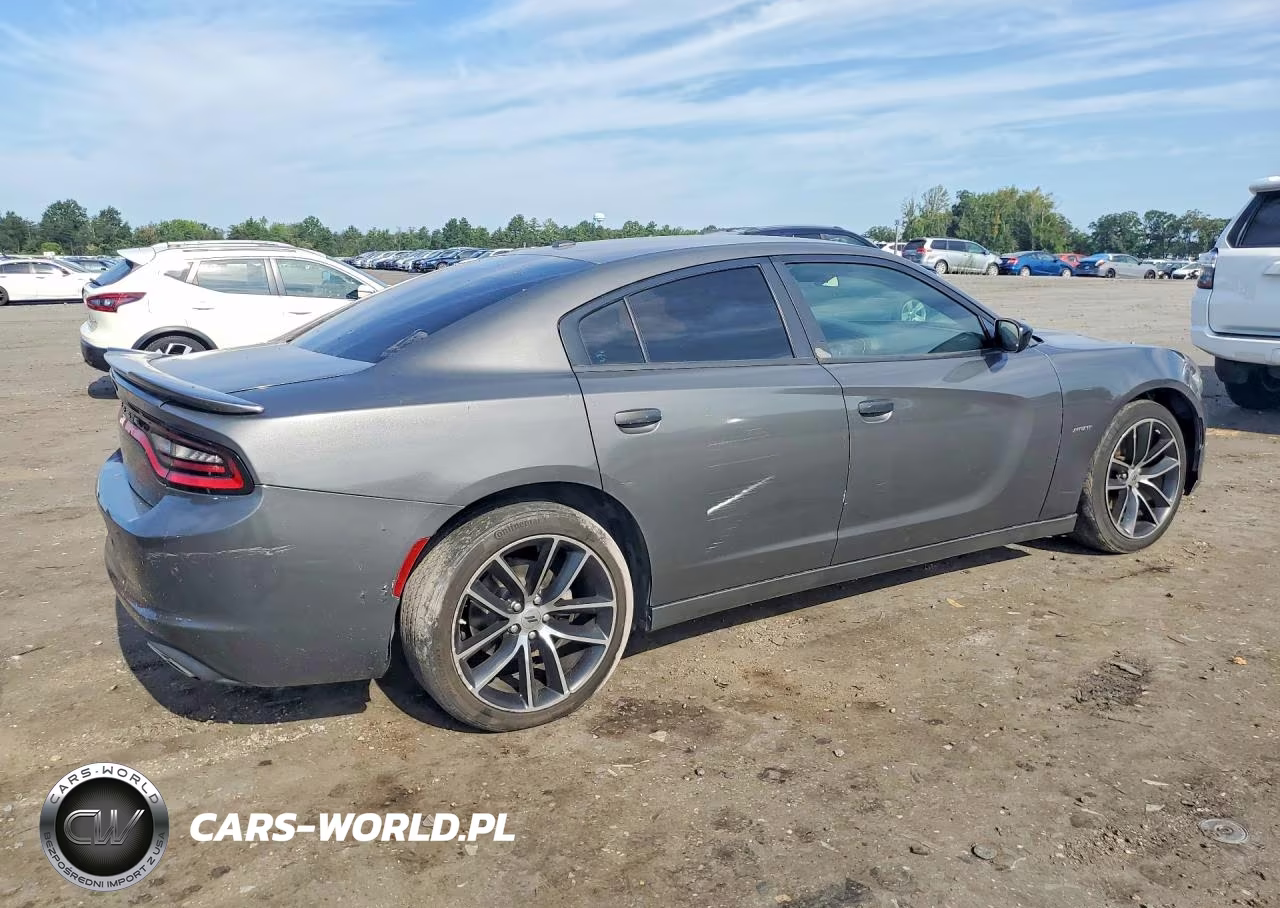 2019 Dodge Charger Sxt VIN:2C3CDXBG9KH615461 - 3