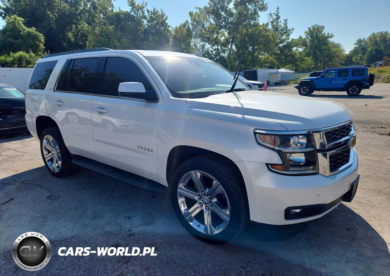 2017 Chevrolet Tahoe C1500 Lt VIN:1GNSCBKC3HR182505 - 4