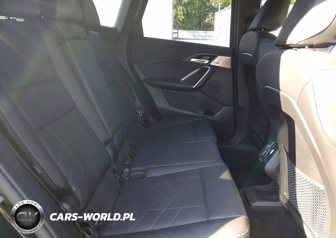 2023 BMW X1 xDrive28I VIN:WBX73EF09P5Y06025 - 11