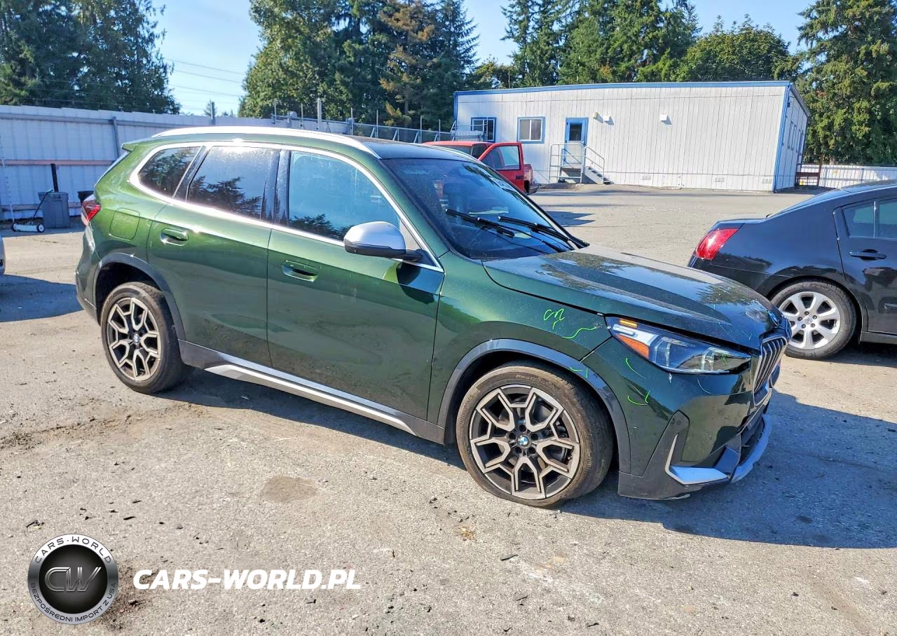 2023 BMW X1 xDrive28I VIN:WBX73EF09P5Y06025 - 4