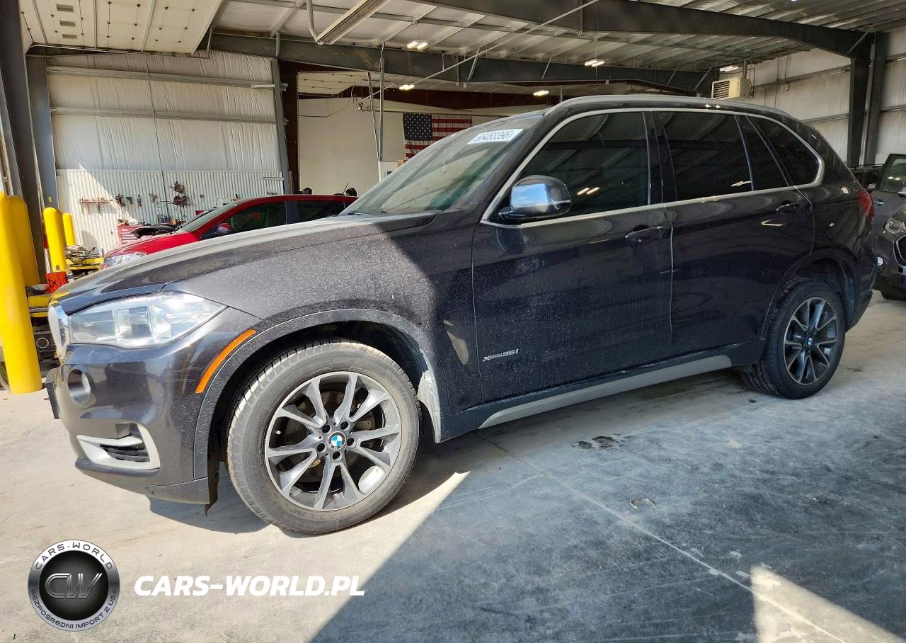 2018 BMW X5 xDrive35I VIN:5UXKR0C59J0X88637 - 1