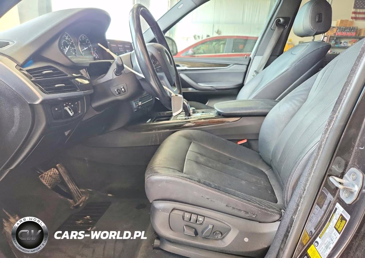 2018 BMW X5 xDrive35I VIN:5UXKR0C59J0X88637 - 7