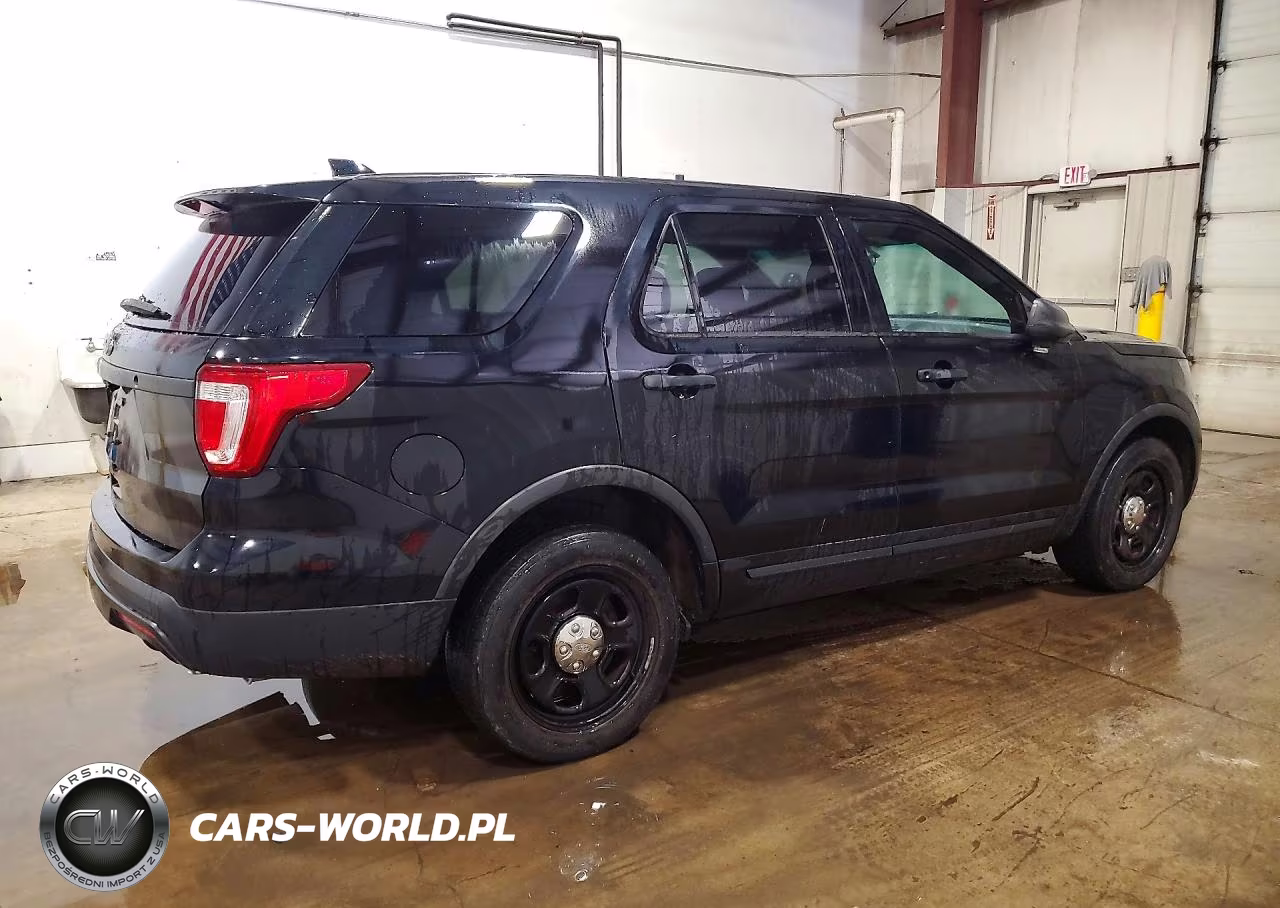 2016 Ford Explorer Police Interceptor VIN:1FM5K8AR7GGA04569 - 3