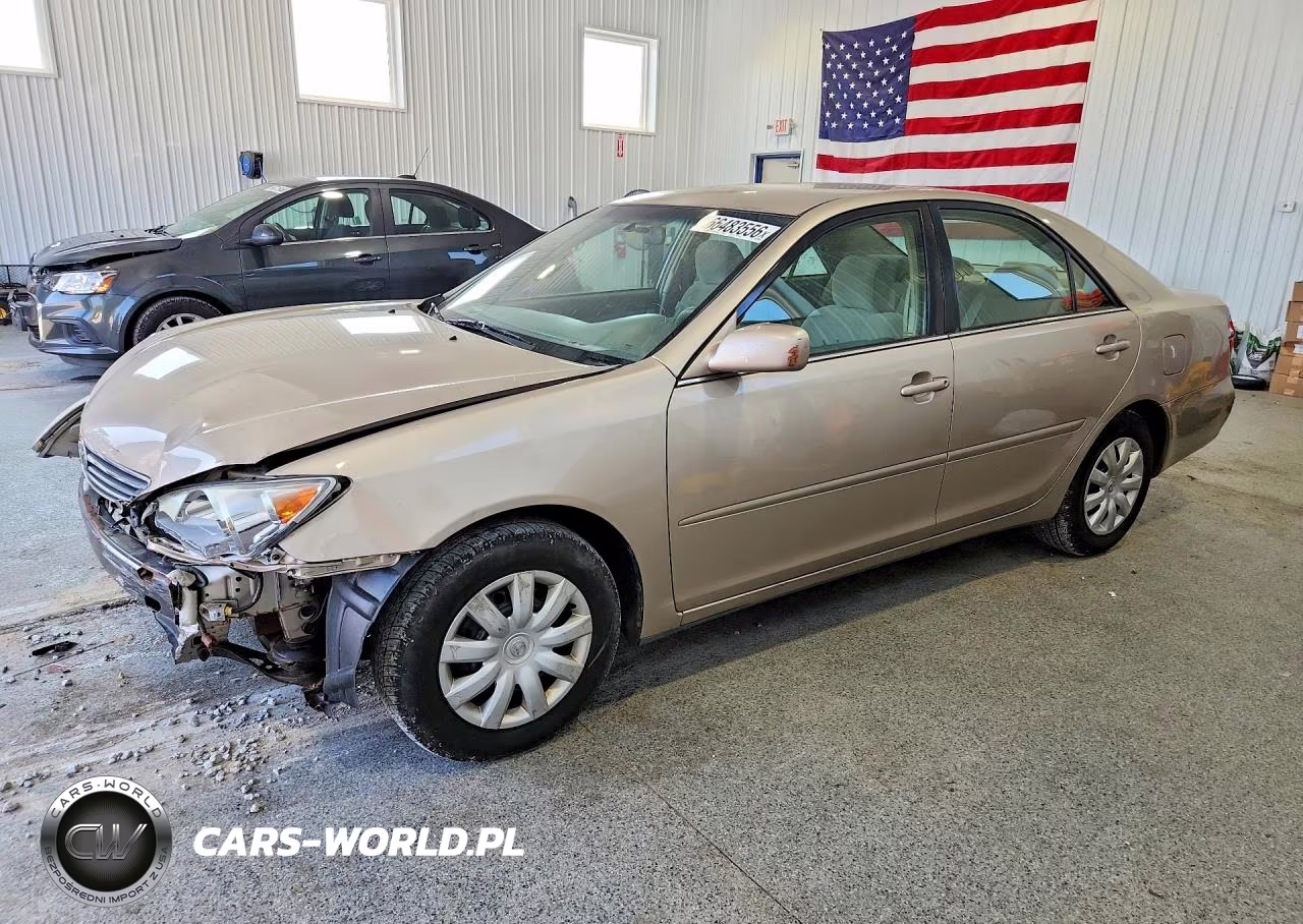 2005 Toyota Camry Le – zdjęcie 1 z 13
