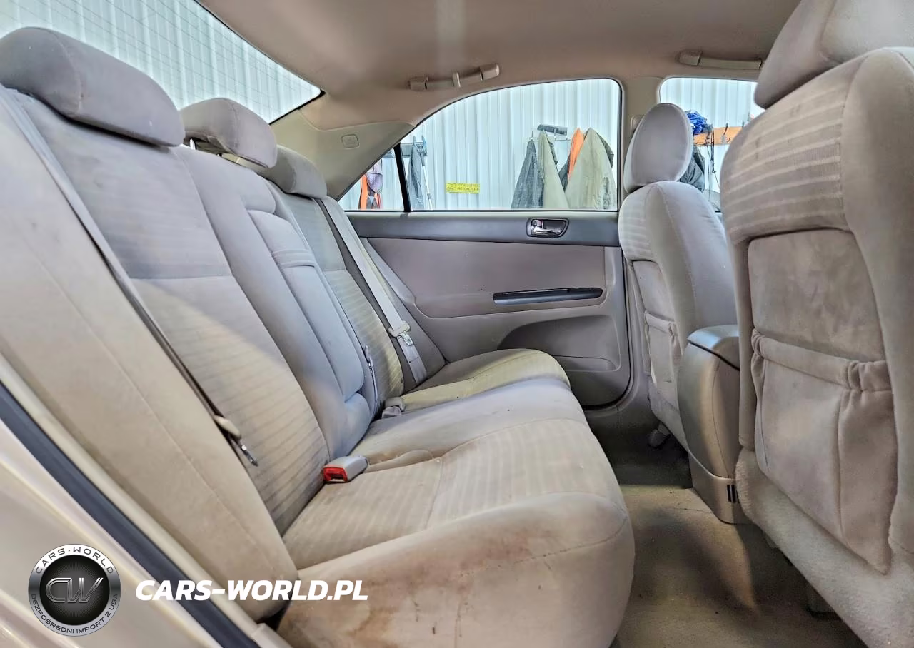 2005 Toyota Camry Le VIN:4T1BE30K55U515553 - 10