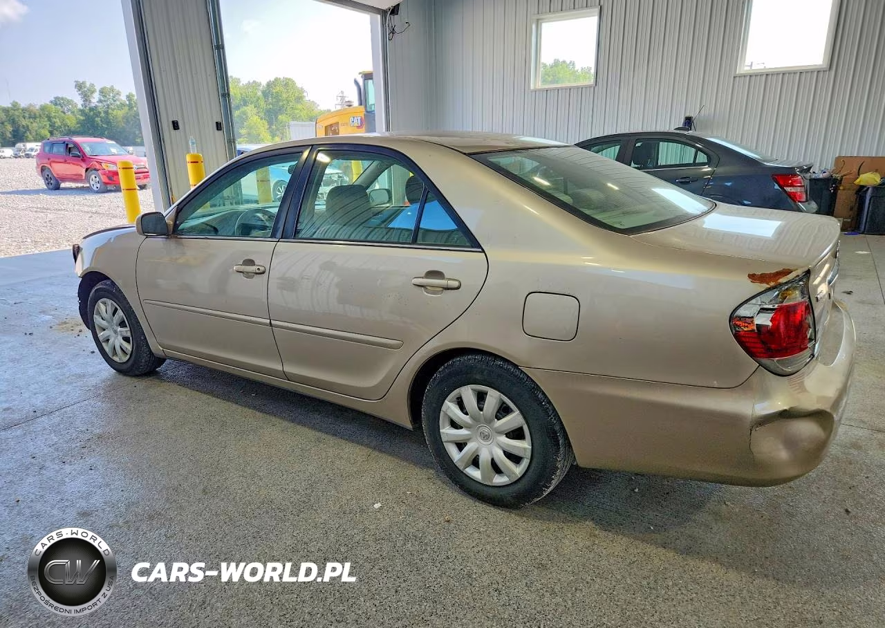 2005 Toyota Camry Le VIN:4T1BE30K55U515553 - 2