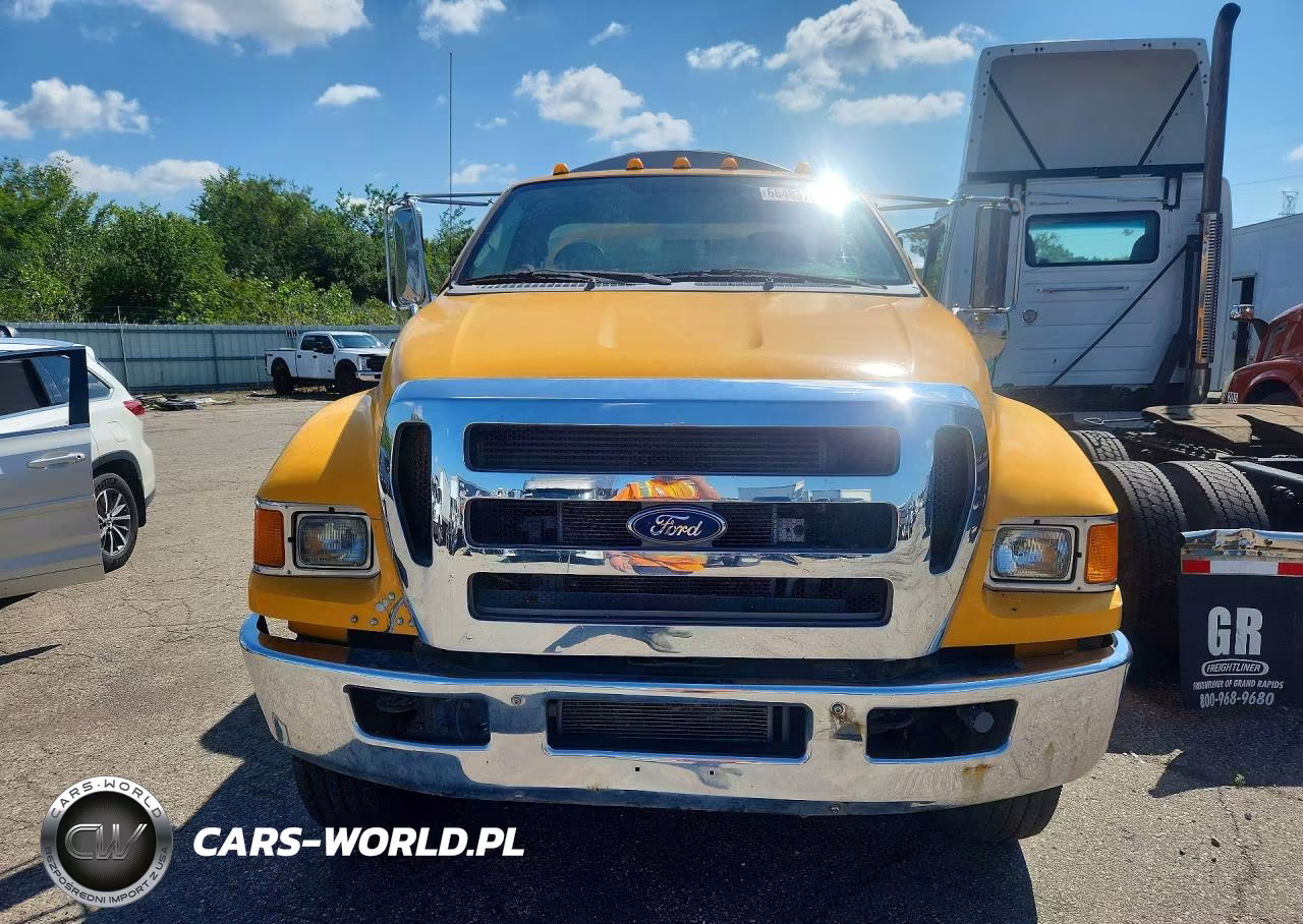 2015 Ford F750 Super Duty VIN:3FRXF7FJXFV745346 - 5