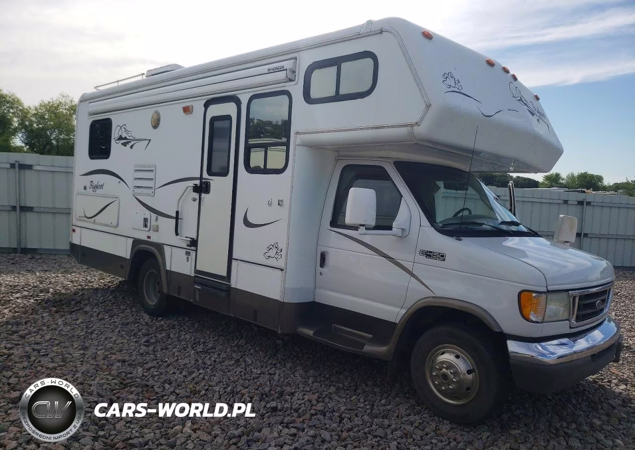 2003 Ford Econoline E450 Super Duty Cutaway Van