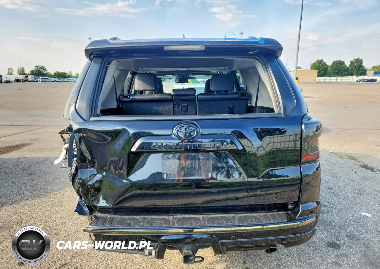 2019 Toyota 4Runner Limited Nightshade VIN:JTEBU5JRXK5647952 - 6