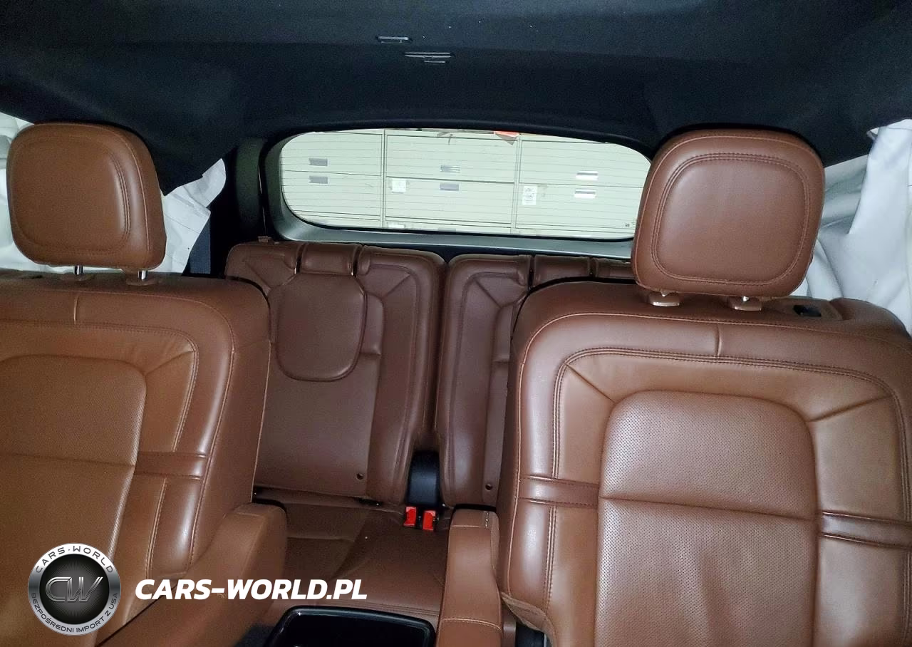 2020 Lincoln Aviator Reserve VIN:5LM5J7XC0LGL21195 - 10