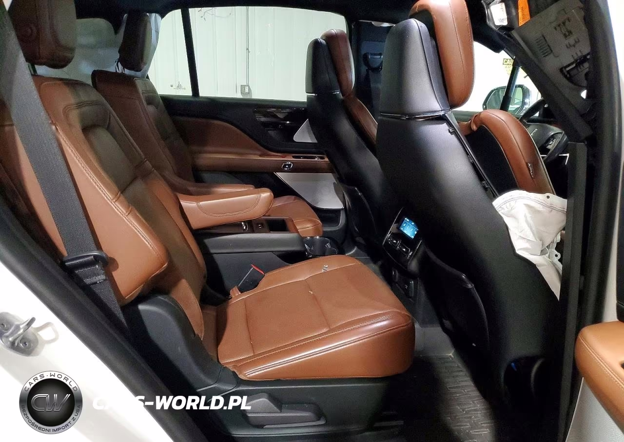 2020 Lincoln Aviator Reserve VIN:5LM5J7XC0LGL21195 - 11
