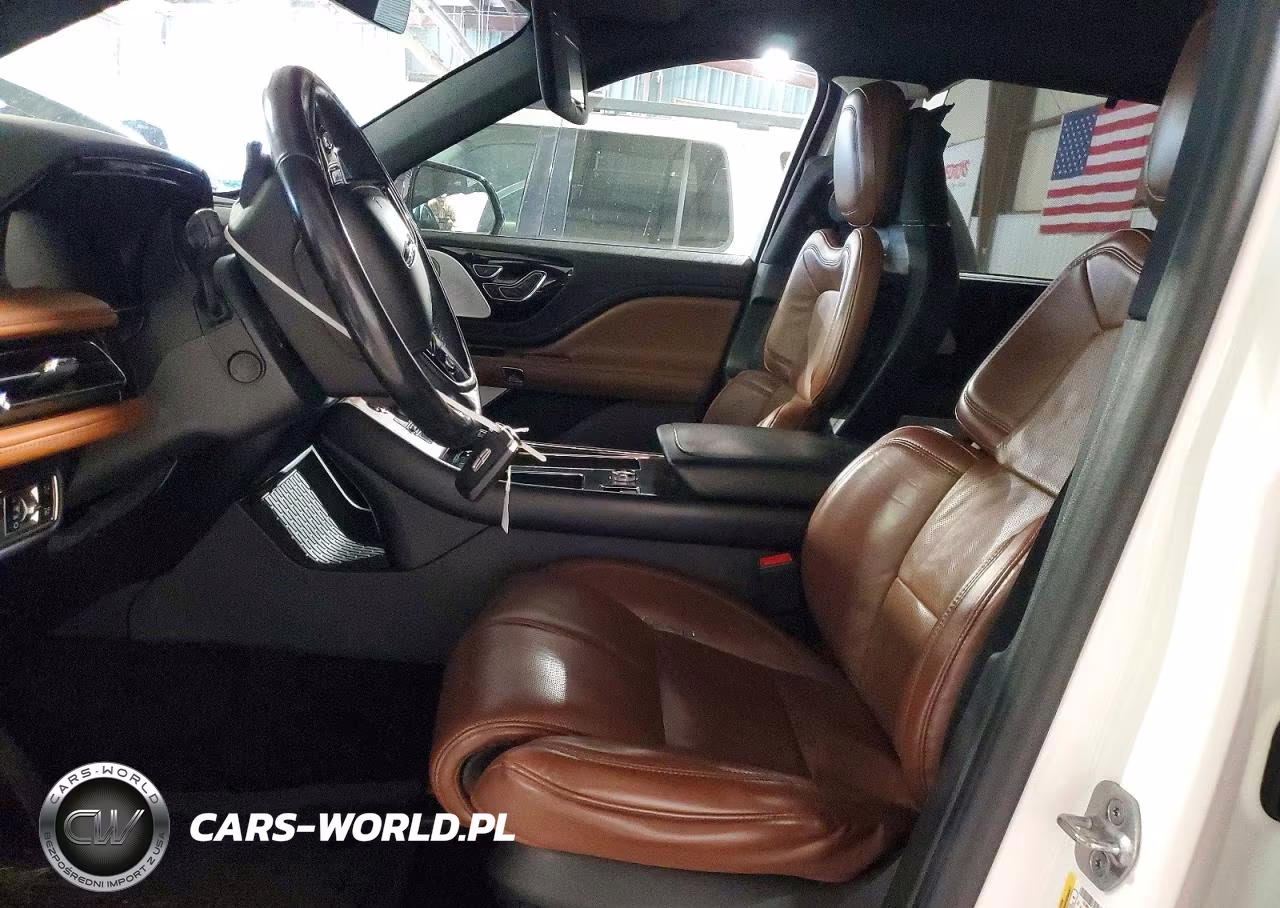 2020 Lincoln Aviator Reserve VIN:5LM5J7XC0LGL21195 - 7