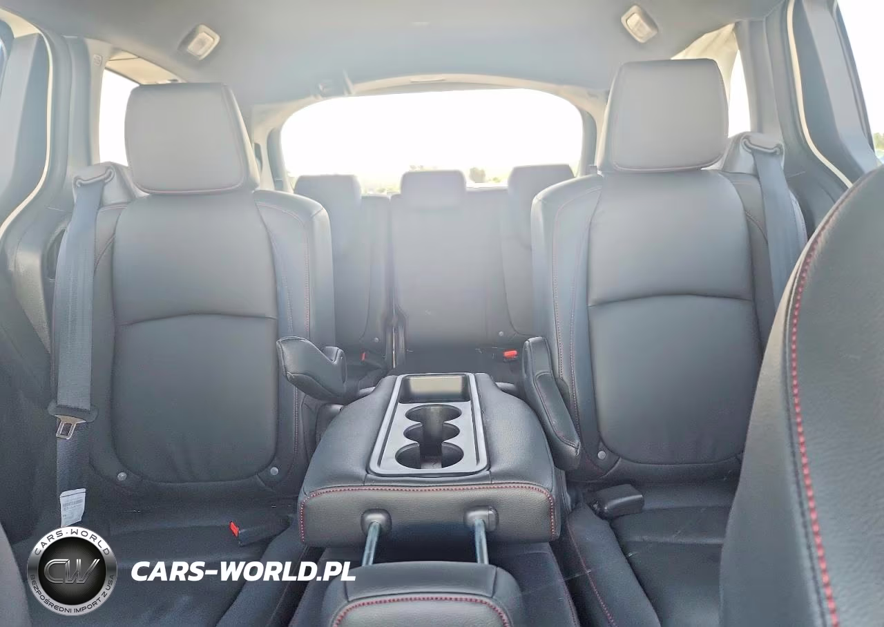 2026 Honda Odyssey Sport-L VIN:5FNRL6H70TB020063 - 10