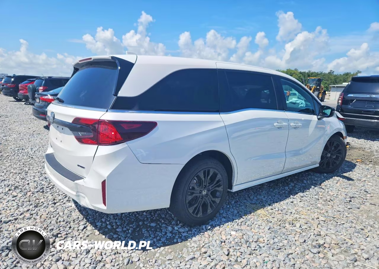 2026 Honda Odyssey Sport-L VIN:5FNRL6H70TB020063 - 3