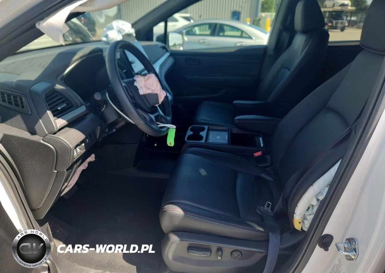 2026 Honda Odyssey Sport-L VIN:5FNRL6H70TB020063 - 7