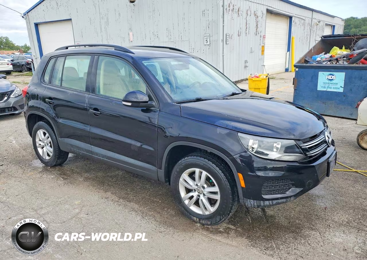 2016 Volkswagen Tiguan S VIN:WVGAV7AX2GW003897 - 4